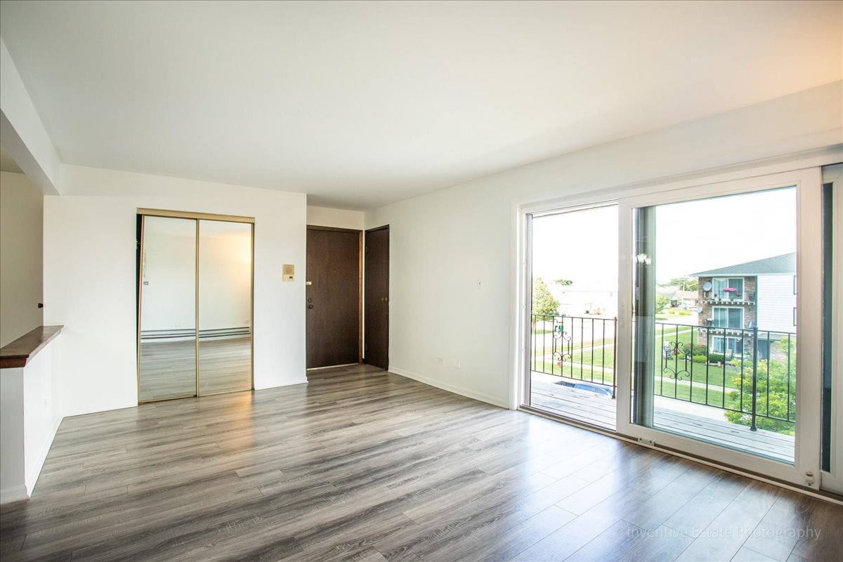 7345 W 85th Place #3A, Bridgeview, IL 60455