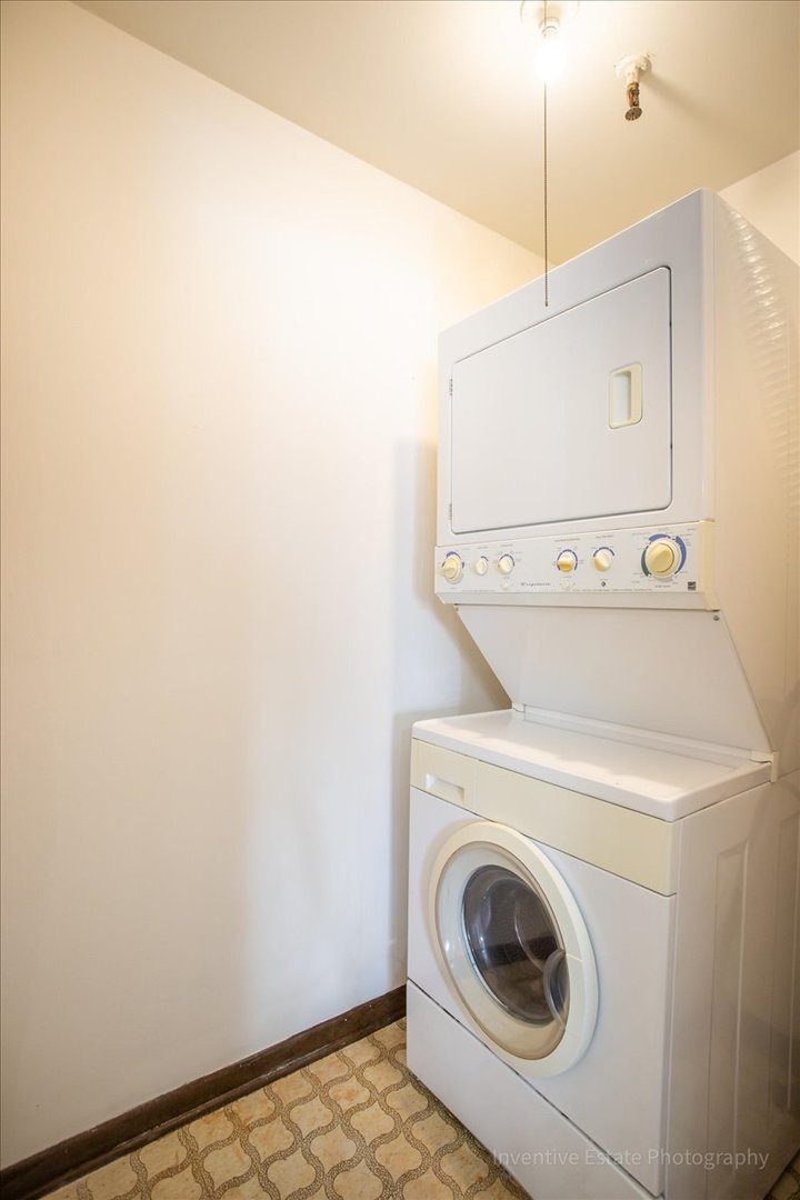 7345 W 85th Place #3A, Bridgeview, IL 60455