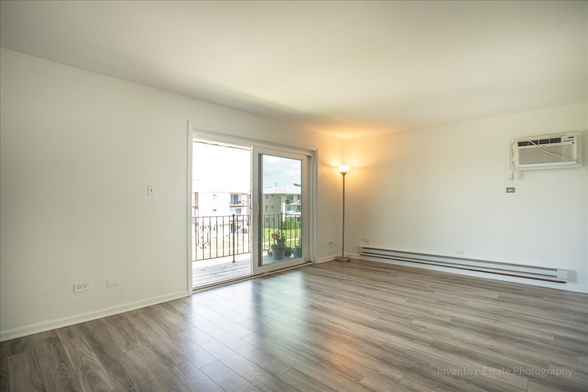 7345 W 85th Place #3A, Bridgeview, IL 60455