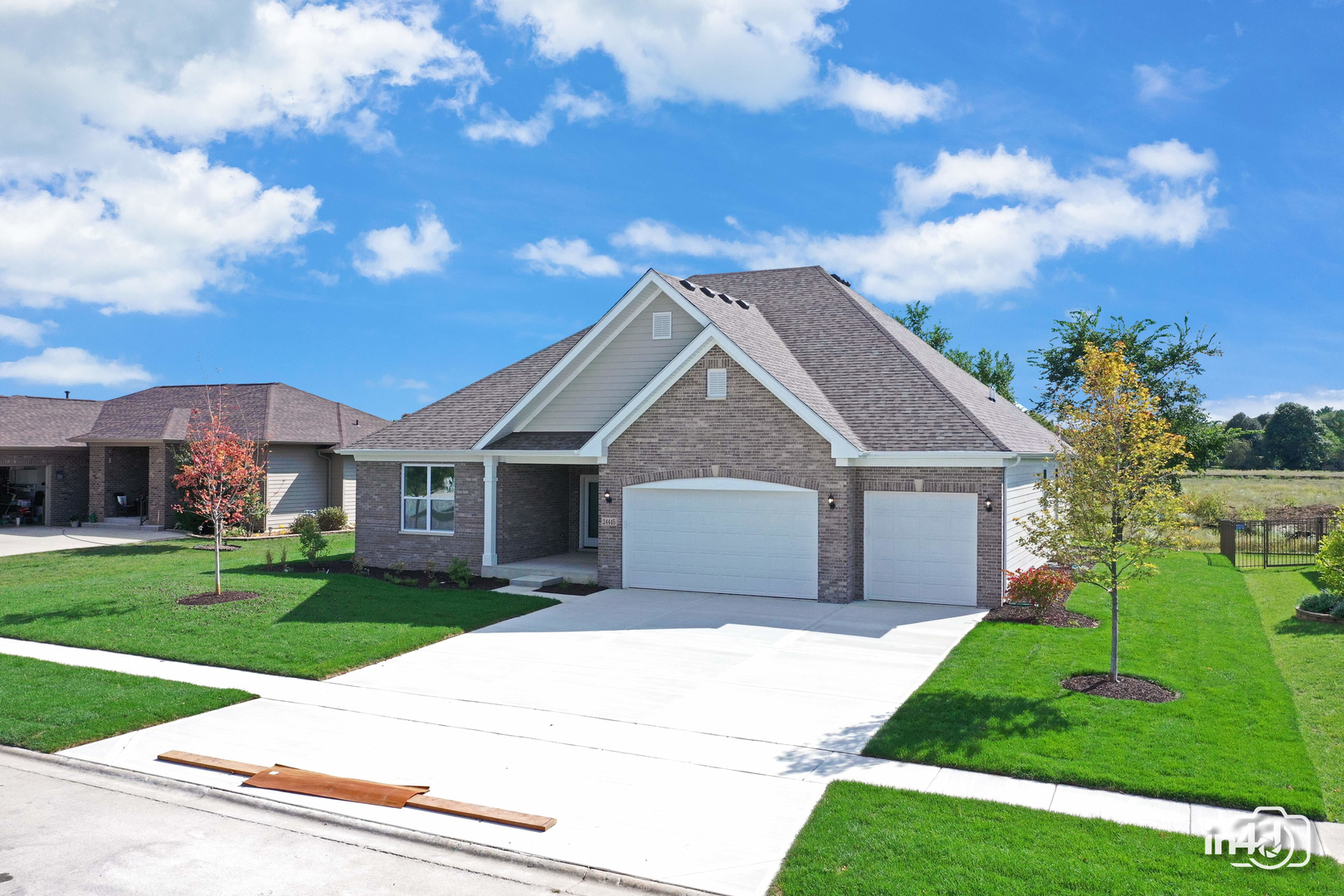 24445 W River Crossing Drive, Shorewood, IL 60404