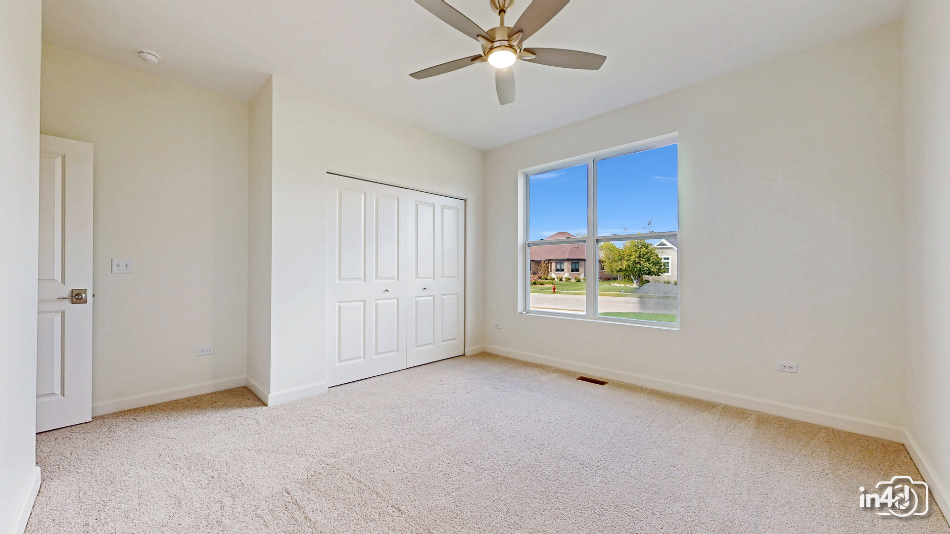 24445 W River Crossing Drive, Shorewood, IL 60404