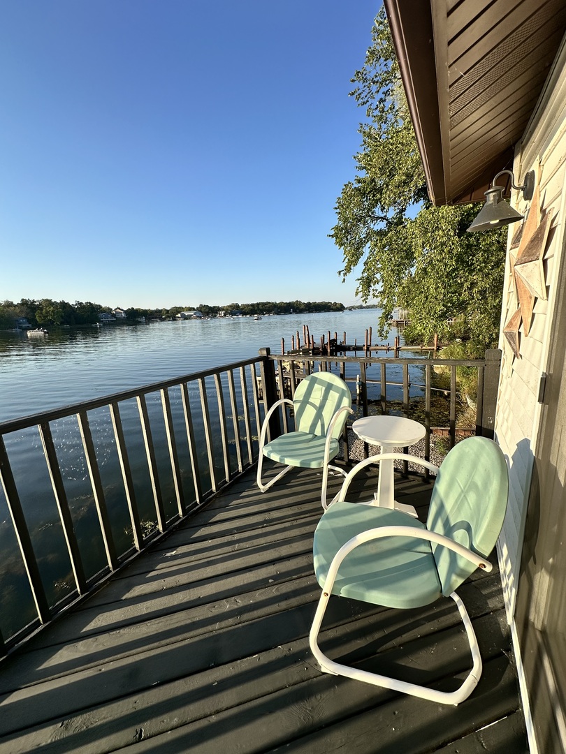 26253 W Spring Grove Road, Antioch, IL 60002