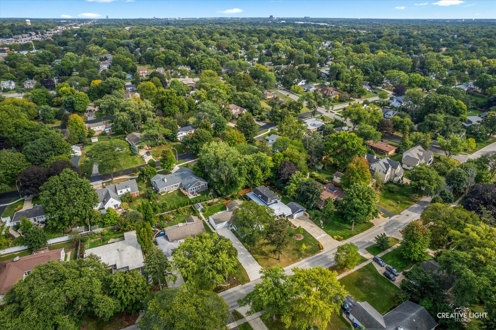 909 S Main Street, Wheaton, IL 60189