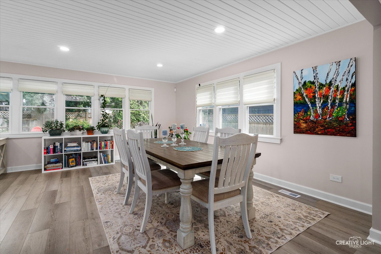 909 S Main Street, Wheaton, IL 60189