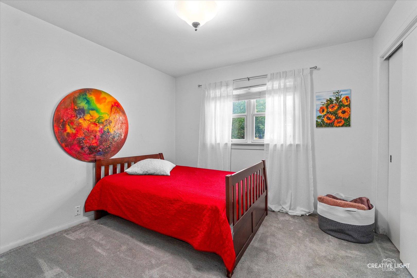 909 S Main Street, Wheaton, IL 60189