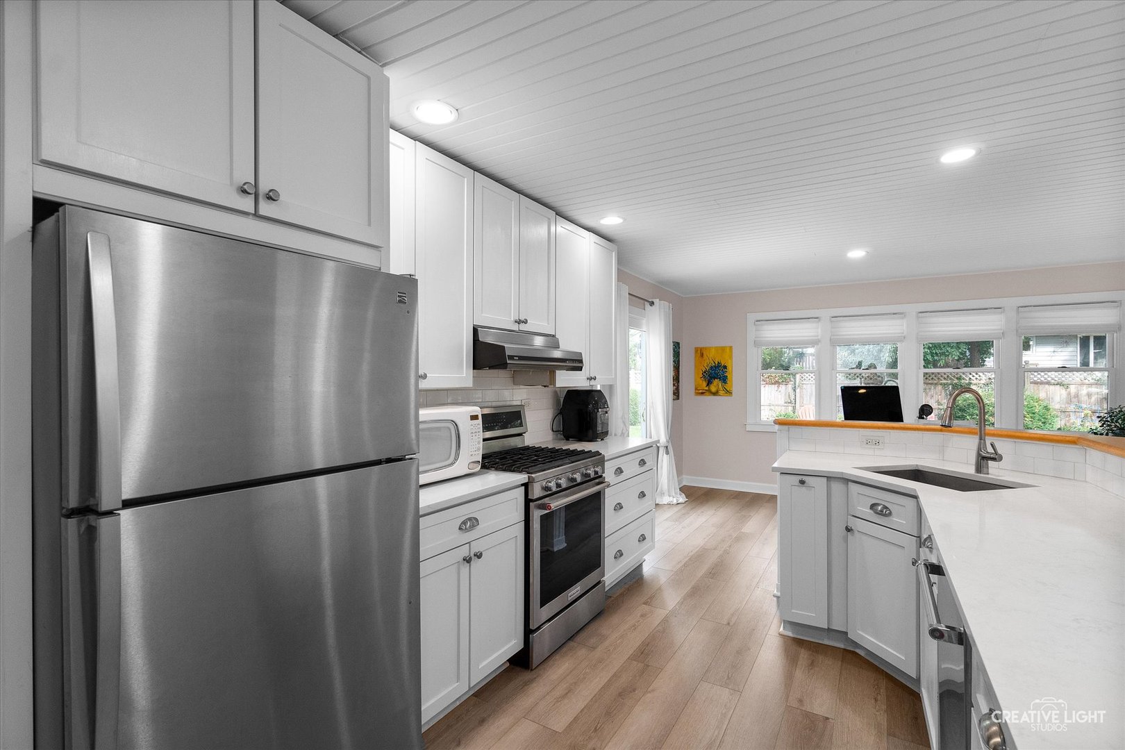 909 S Main Street, Wheaton, IL 60189