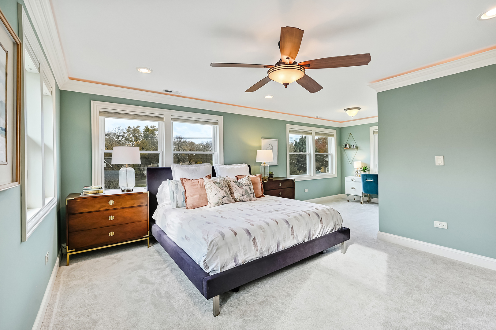 3710 Blanchan Avenue, Brookfield, IL 60513