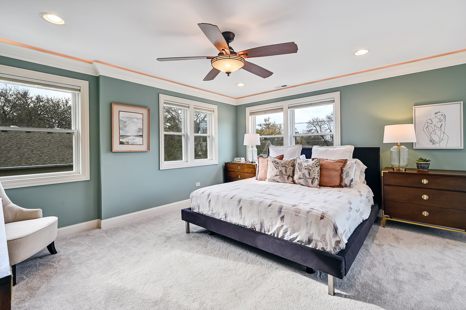 3710 Blanchan Avenue, Brookfield, IL 60513