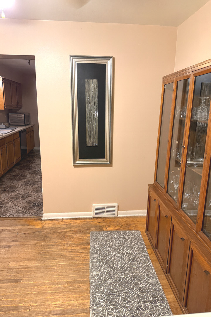 115 N Lavergne Avenue, Northlake, IL 60164