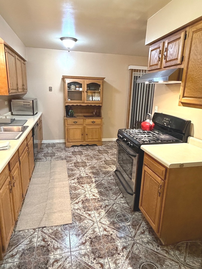 115 N Lavergne Avenue, Northlake, IL 60164