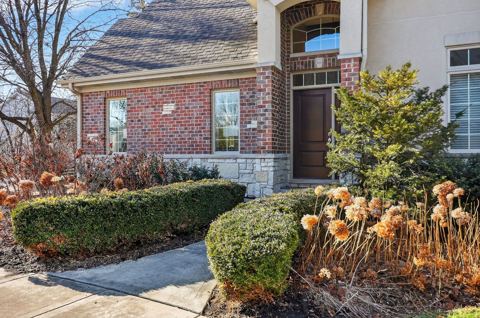 429 Skipping Stone Lane, Hinsdale, IL 60521