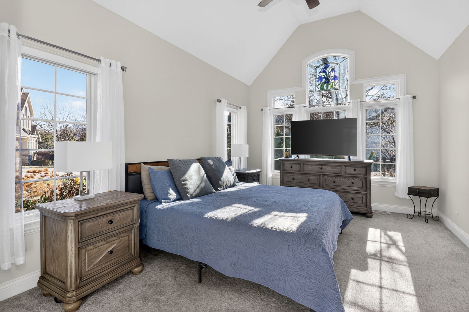 429 Skipping Stone Lane, Hinsdale, IL 60521