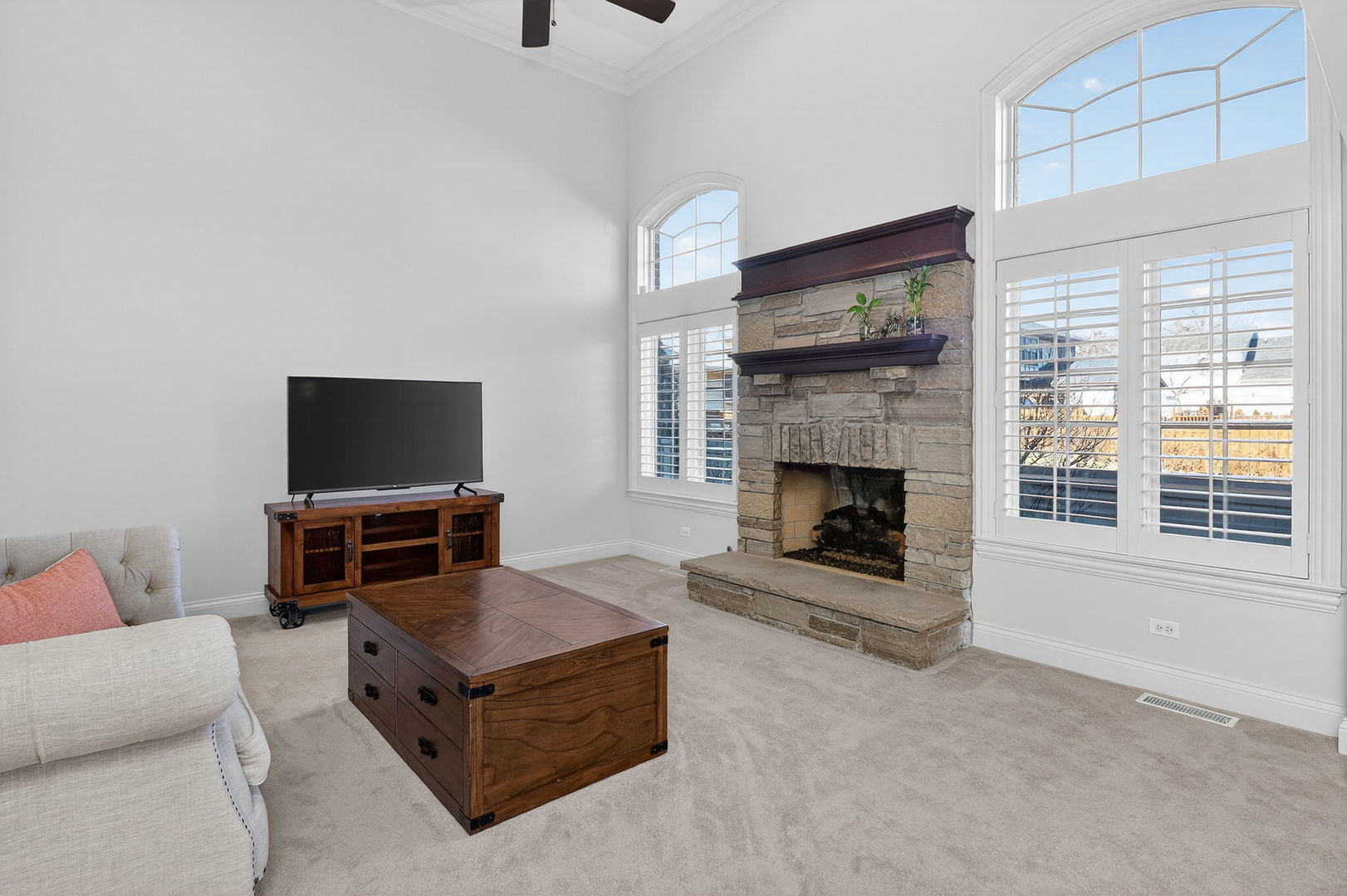 429 Skipping Stone Lane, Hinsdale, IL 60521