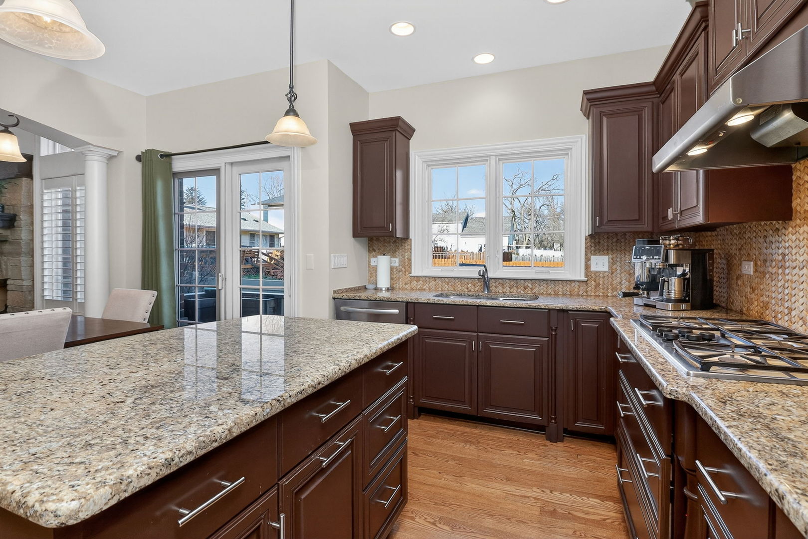 429 Skipping Stone Lane, Hinsdale, IL 60521