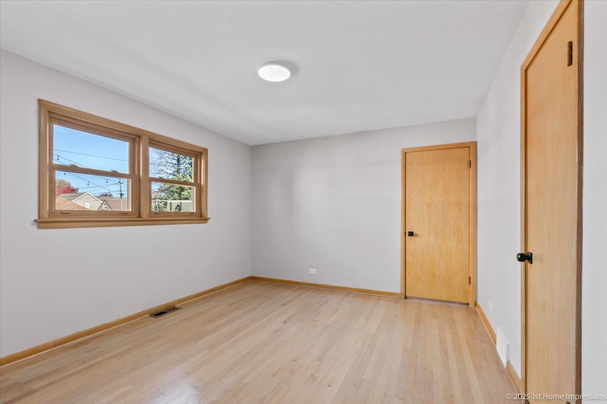 9733 S Springfield Avenue, Evergreen Park, IL 60805