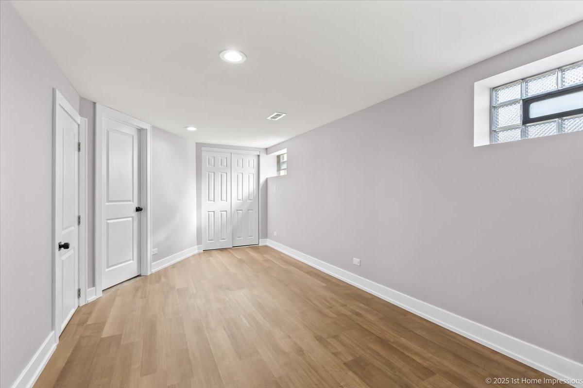 9733 S Springfield Avenue, Evergreen Park, IL 60805