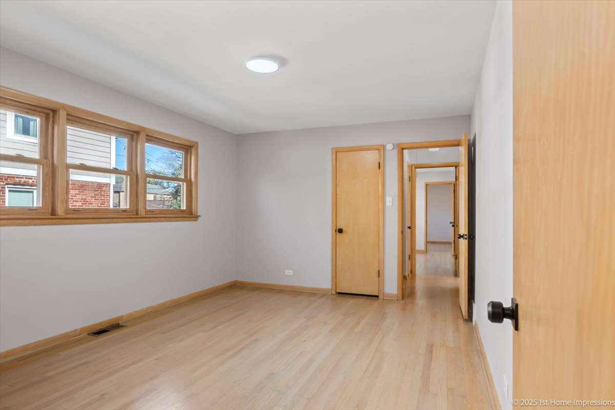 9733 S Springfield Avenue, Evergreen Park, IL 60805