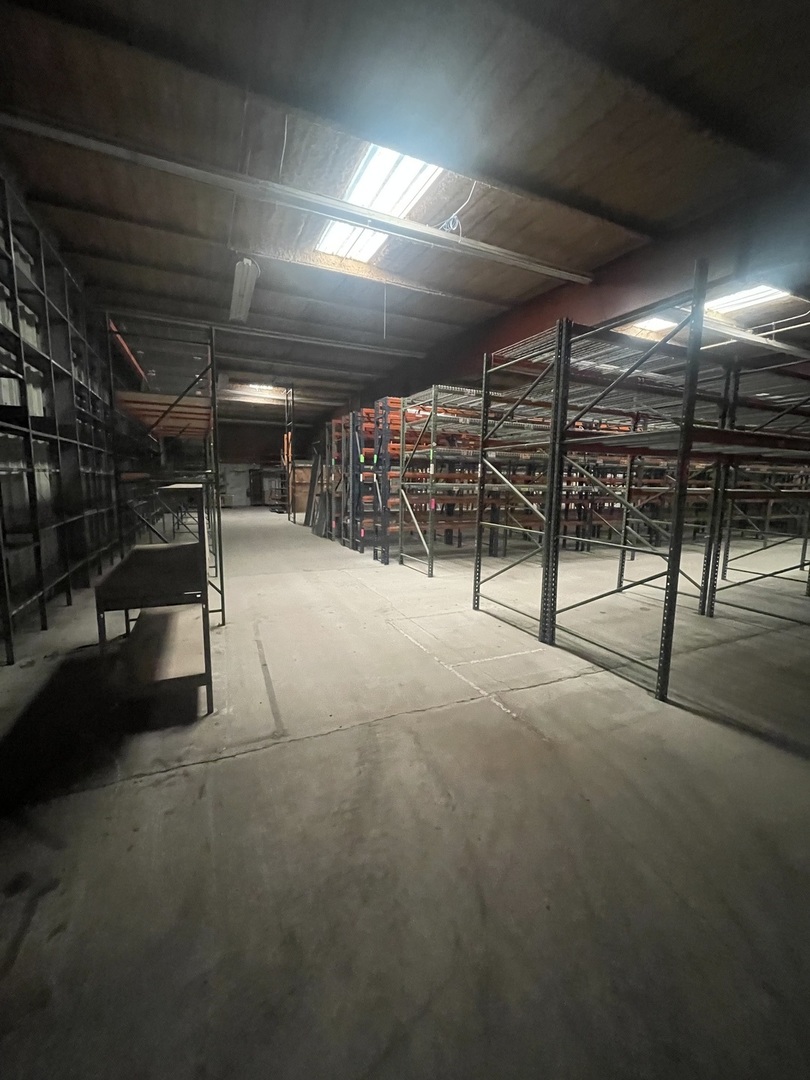 311 E Corning Road, Beecher, IL 60401