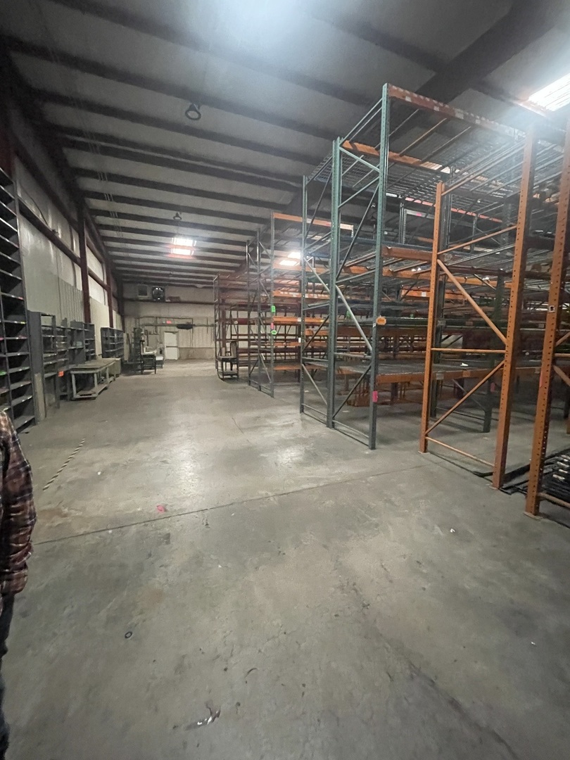 311 E Corning Road, Beecher, IL 60401