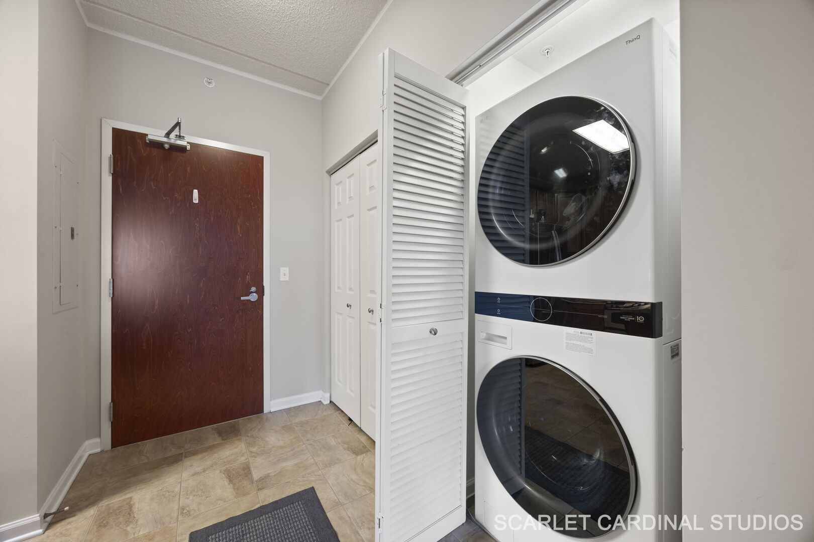 6420 Double Eagle Drive #712, Woodridge, IL 60517