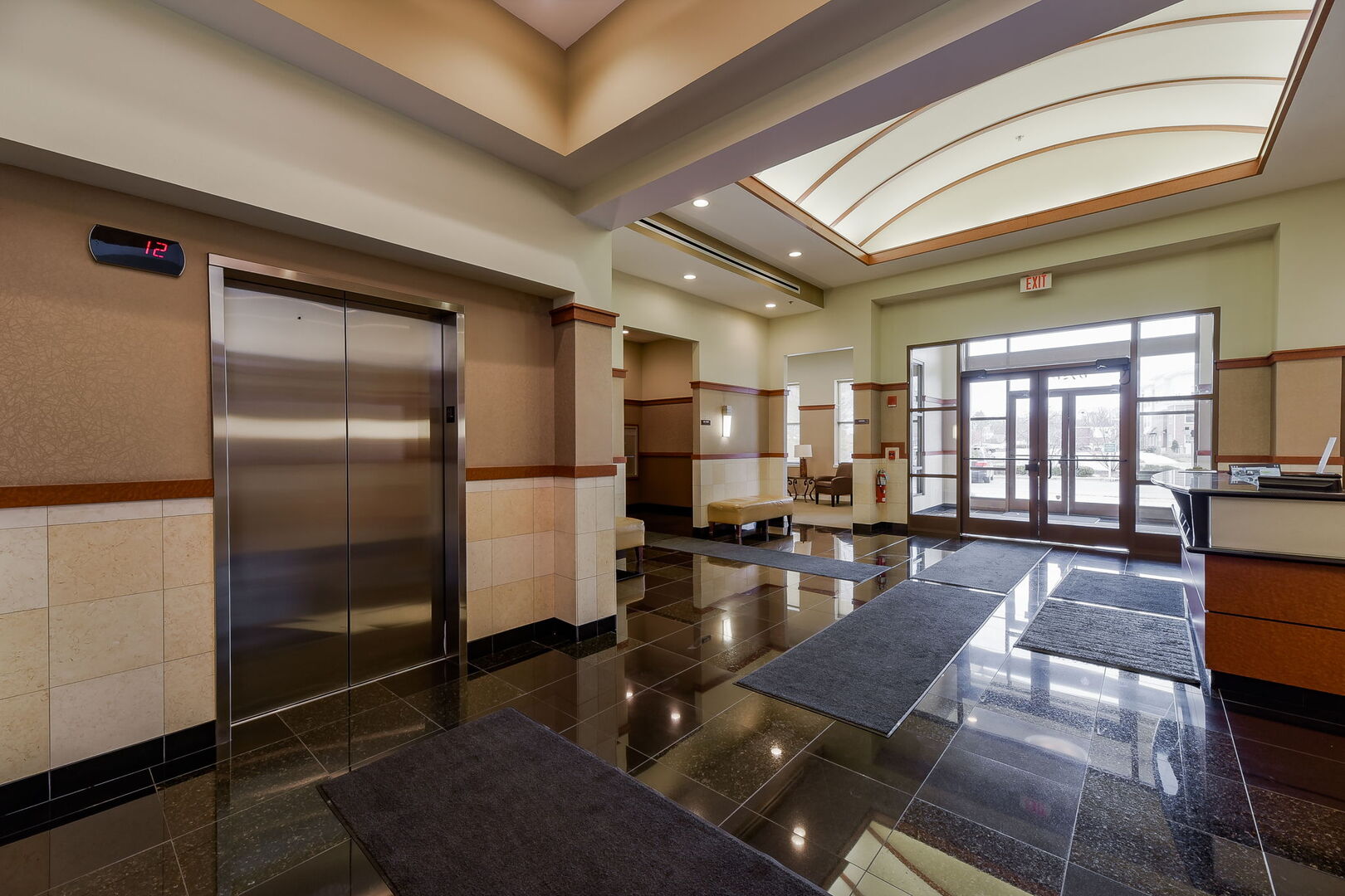 6420 Double Eagle Drive #712, Woodridge, IL 60517