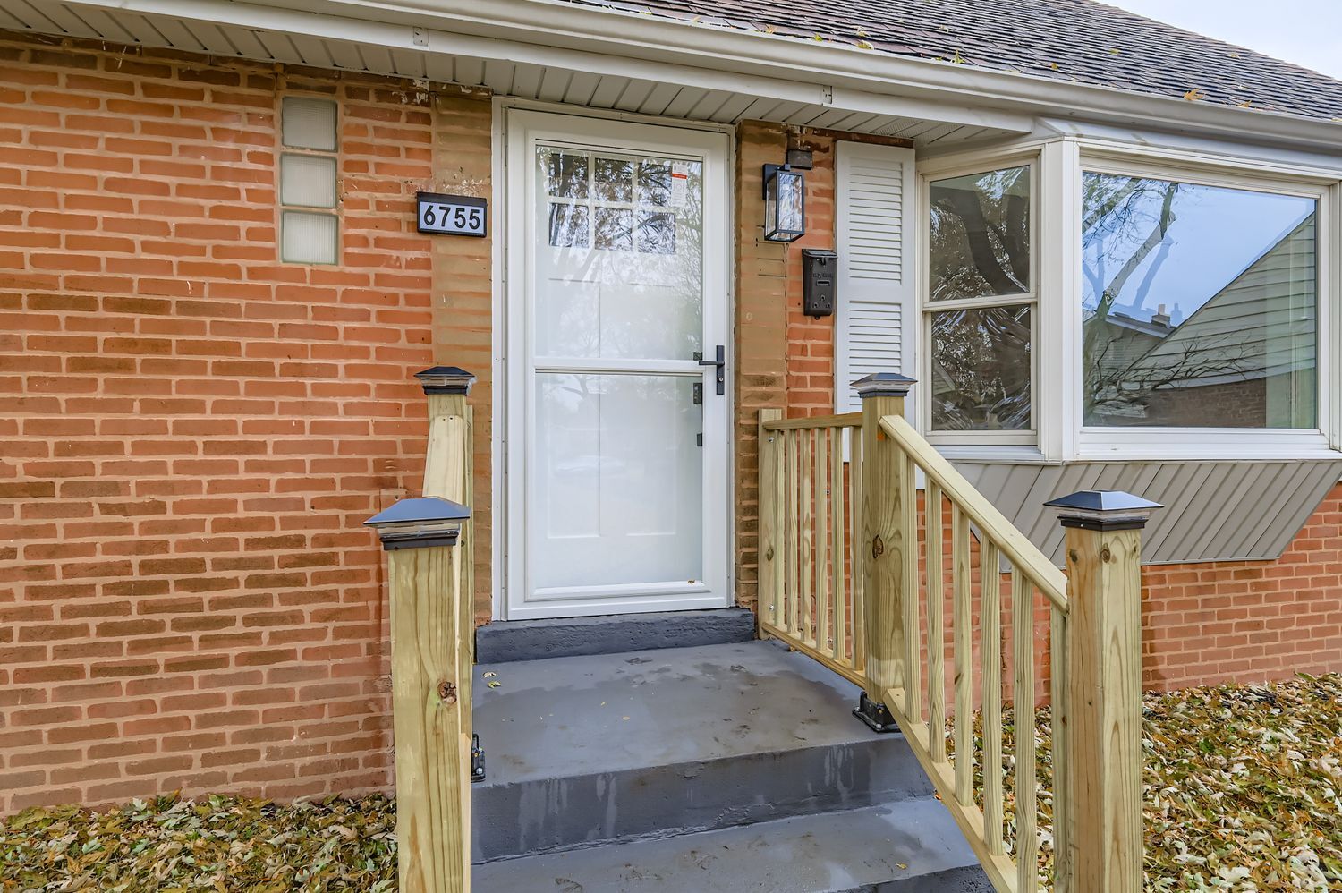 6755 Maple Court, Bridgeview, IL 60455