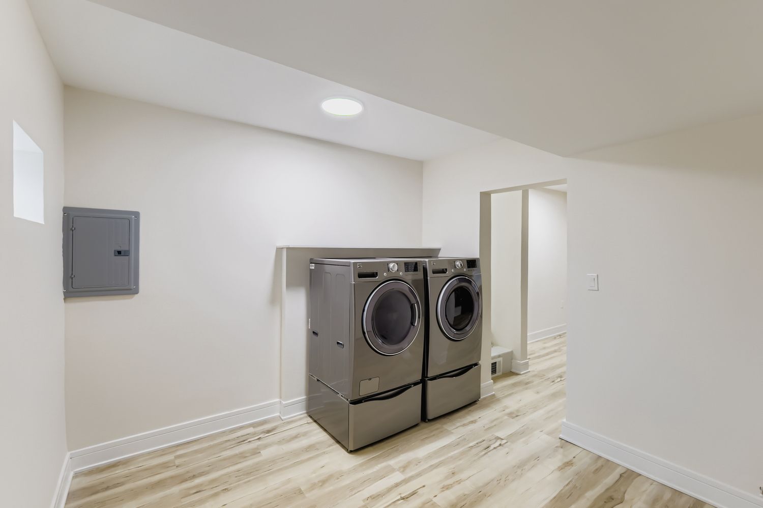 6755 Maple Court, Bridgeview, IL 60455