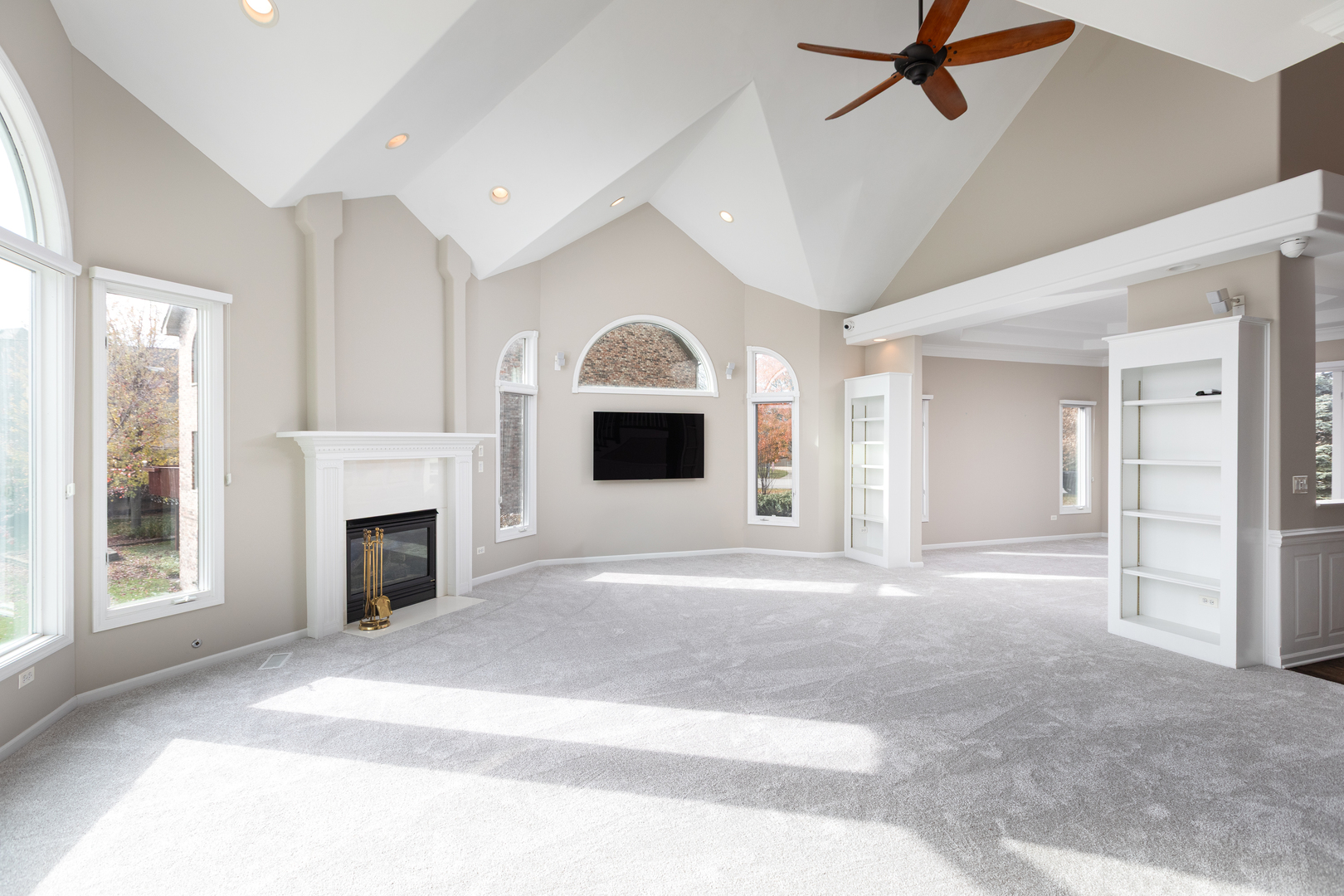 22743 Marina Drive, Plainfield, IL 60585