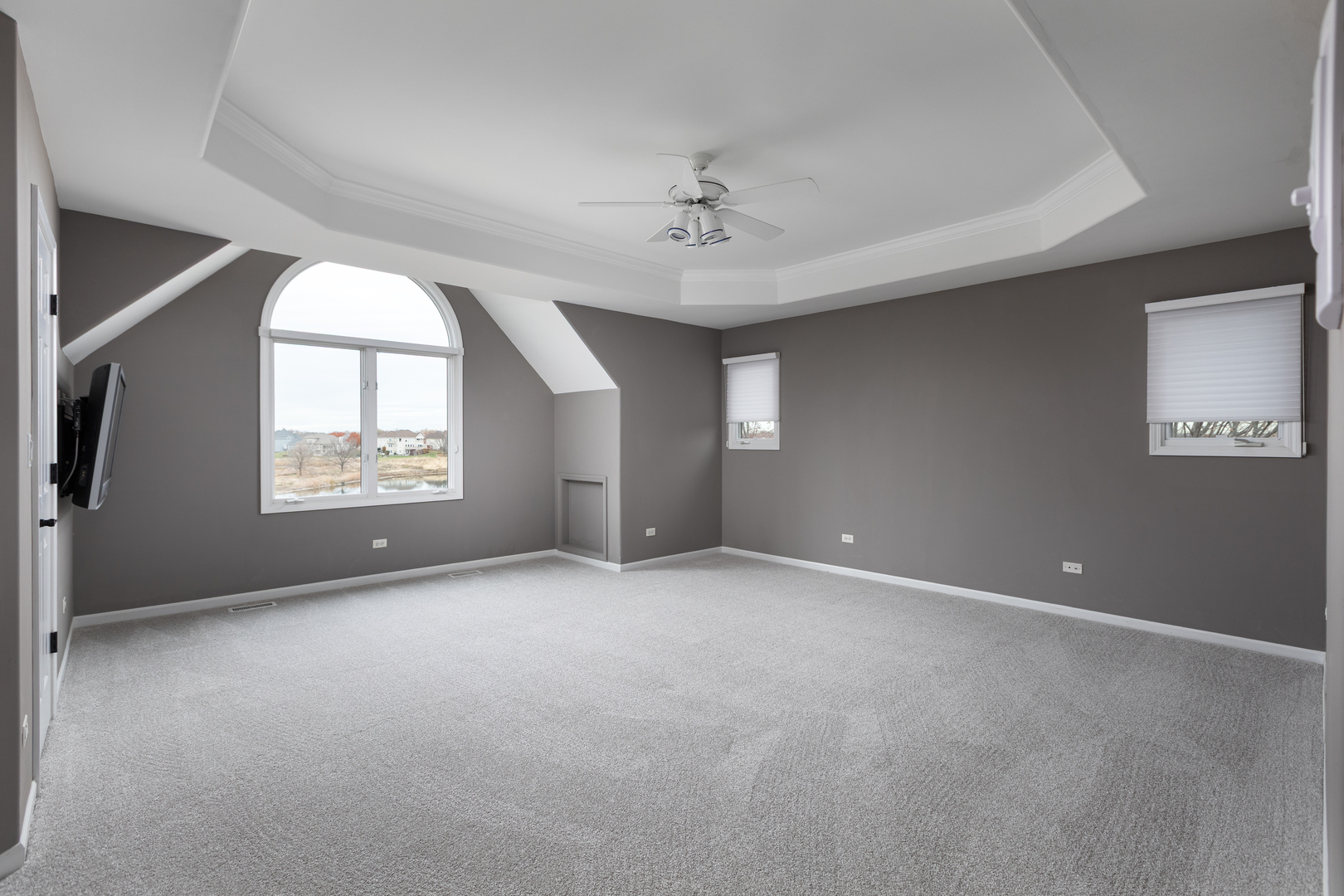 22743 Marina Drive, Plainfield, IL 60585