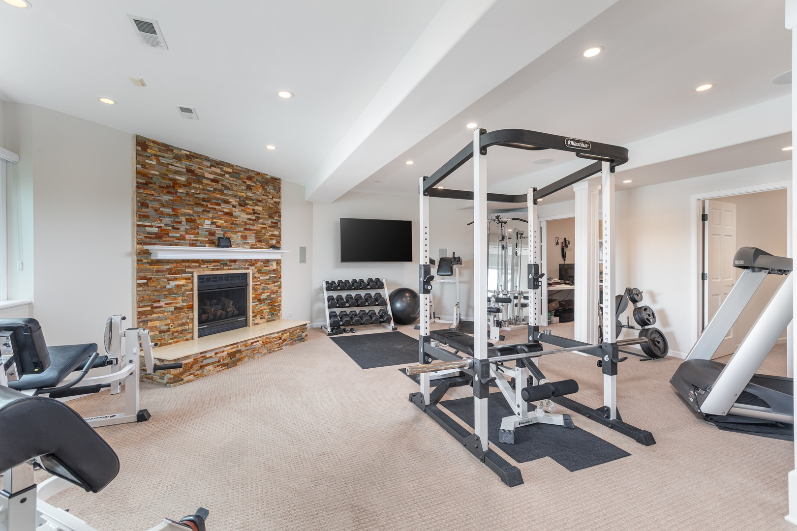 22743 Marina Drive, Plainfield, IL 60585