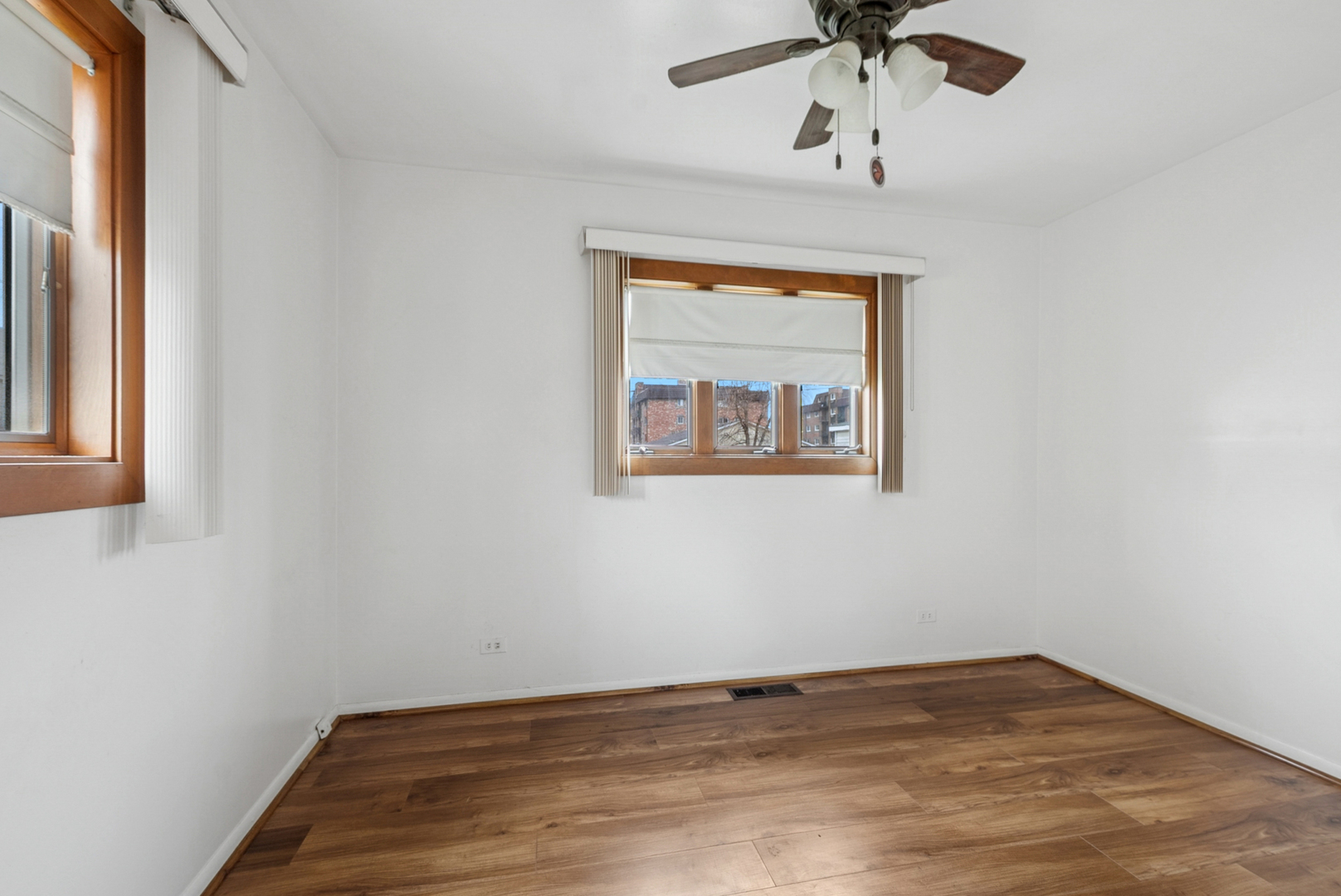 7101 Stanford Drive, Bridgeview, IL 60455