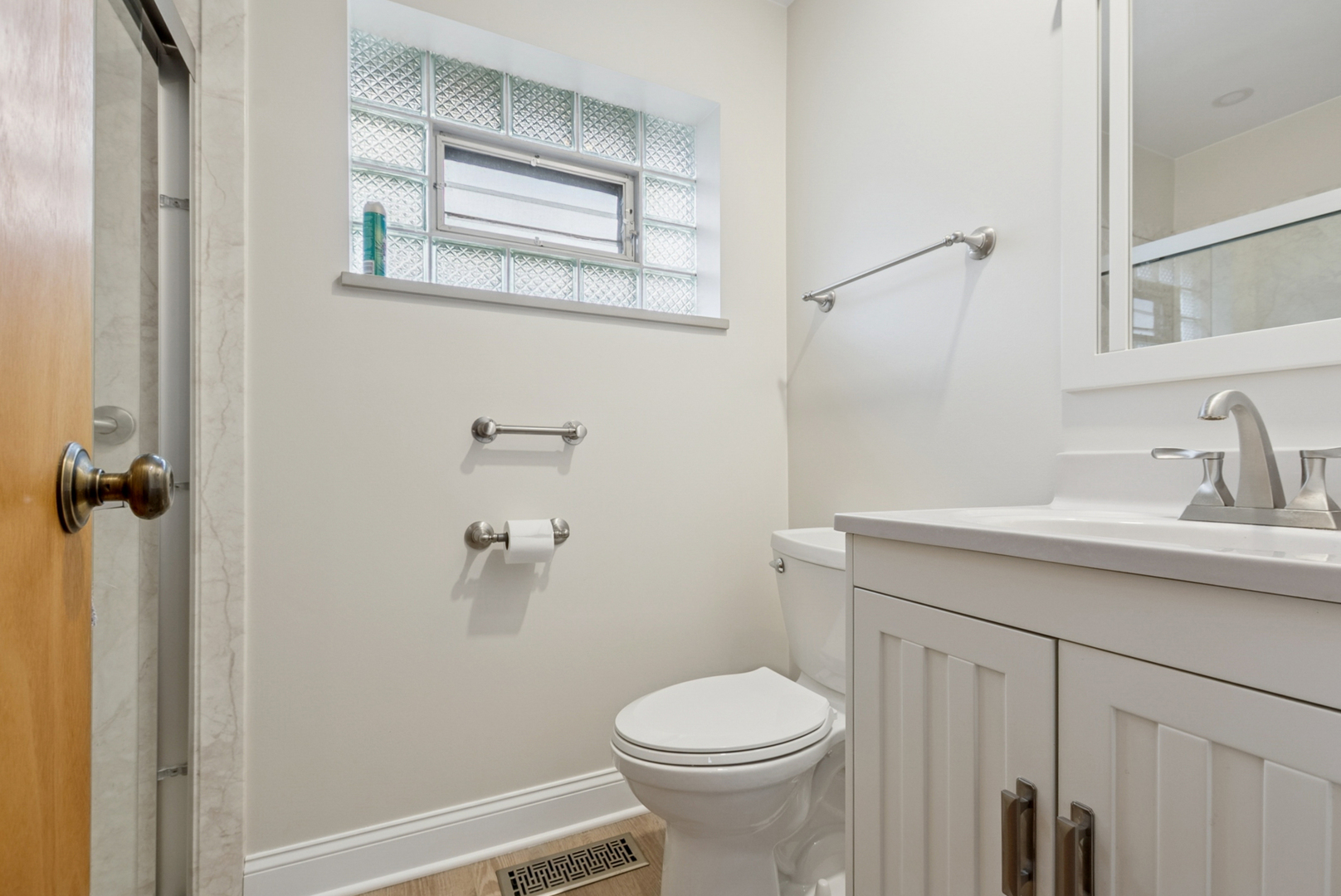 7101 Stanford Drive, Bridgeview, IL 60455