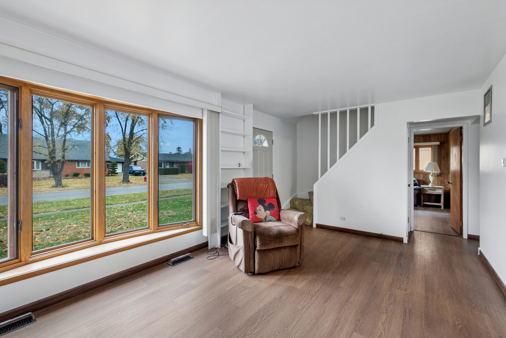 7101 Stanford Drive, Bridgeview, IL 60455