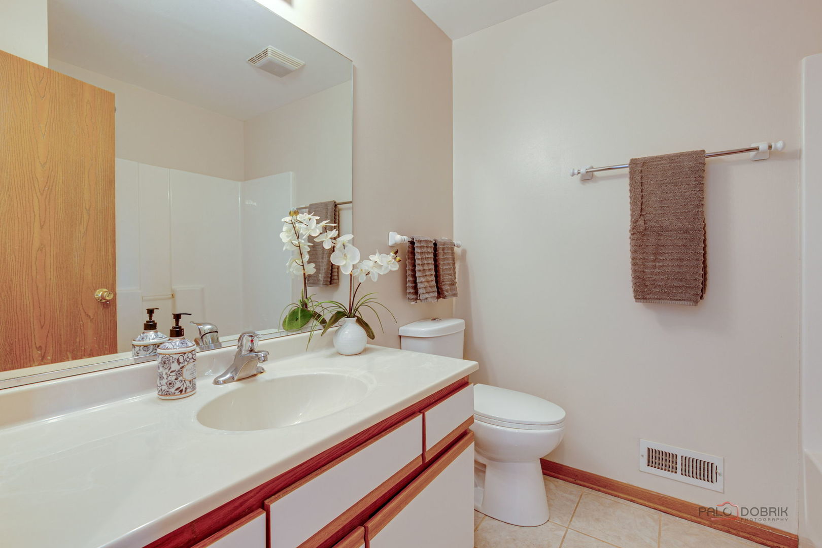 1544 Anderson Trail, Zion, IL 60099