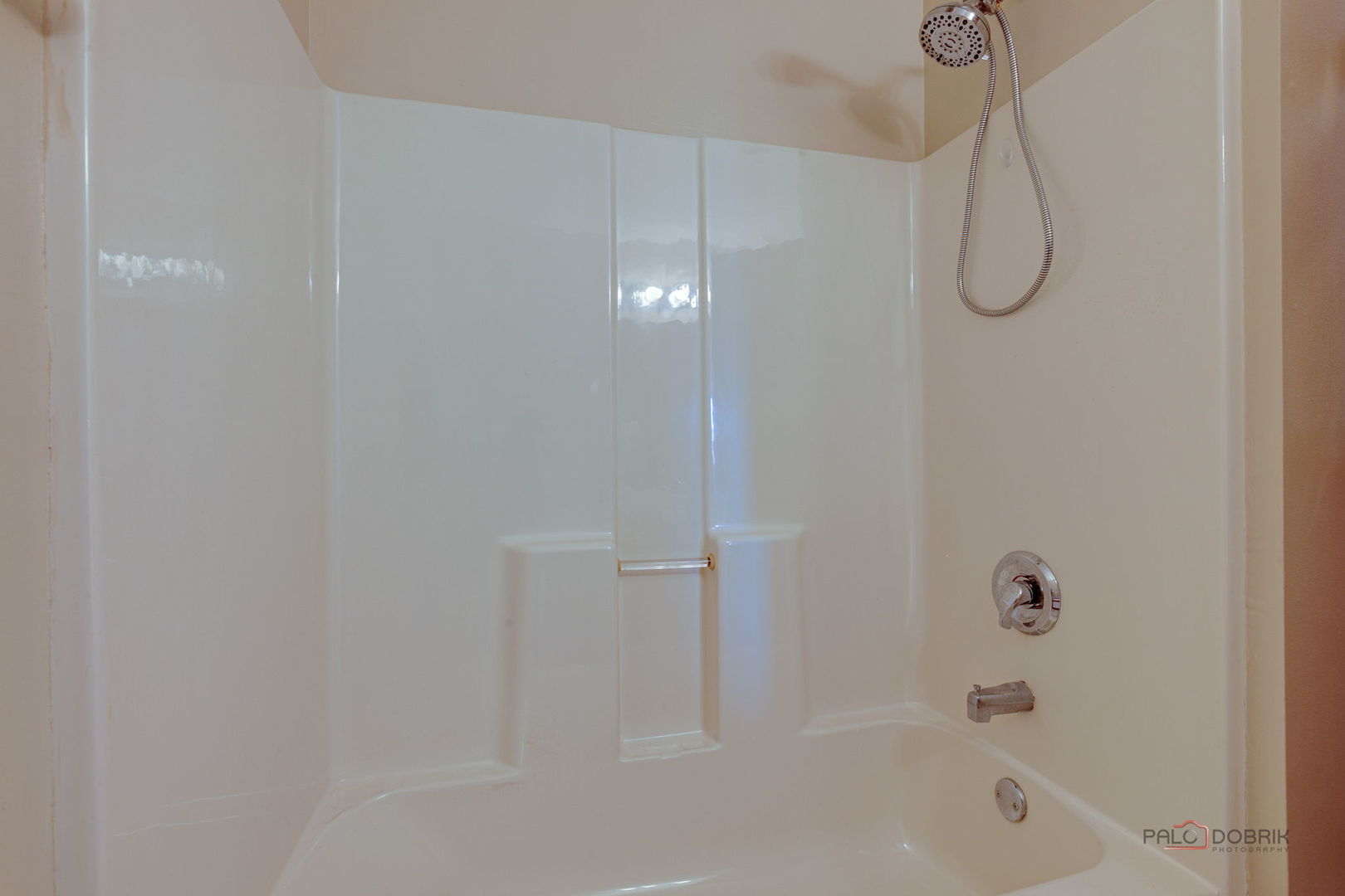 1544 Anderson Trail, Zion, IL 60099