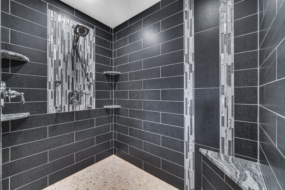 13735 W Lake Shore Court, Manhattan, IL 60442