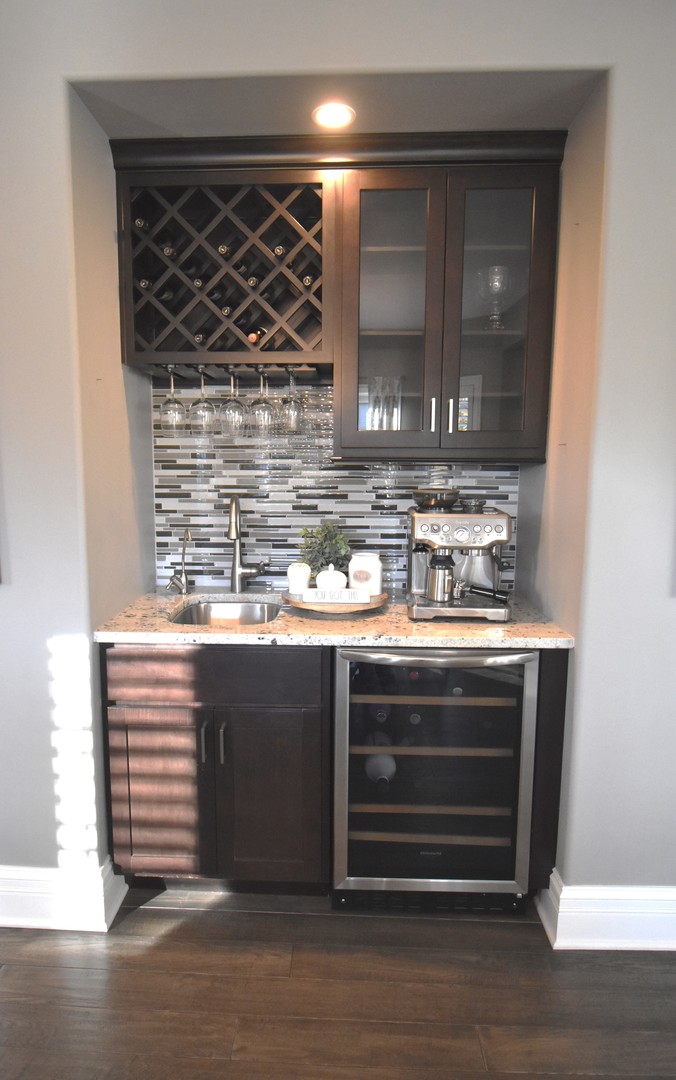 13735 W Lake Shore Court, Manhattan, IL 60442