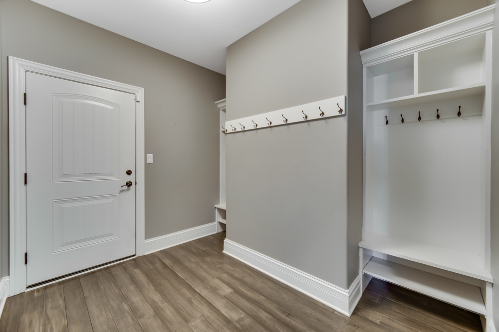 13735 W Lake Shore Court, Manhattan, IL 60442