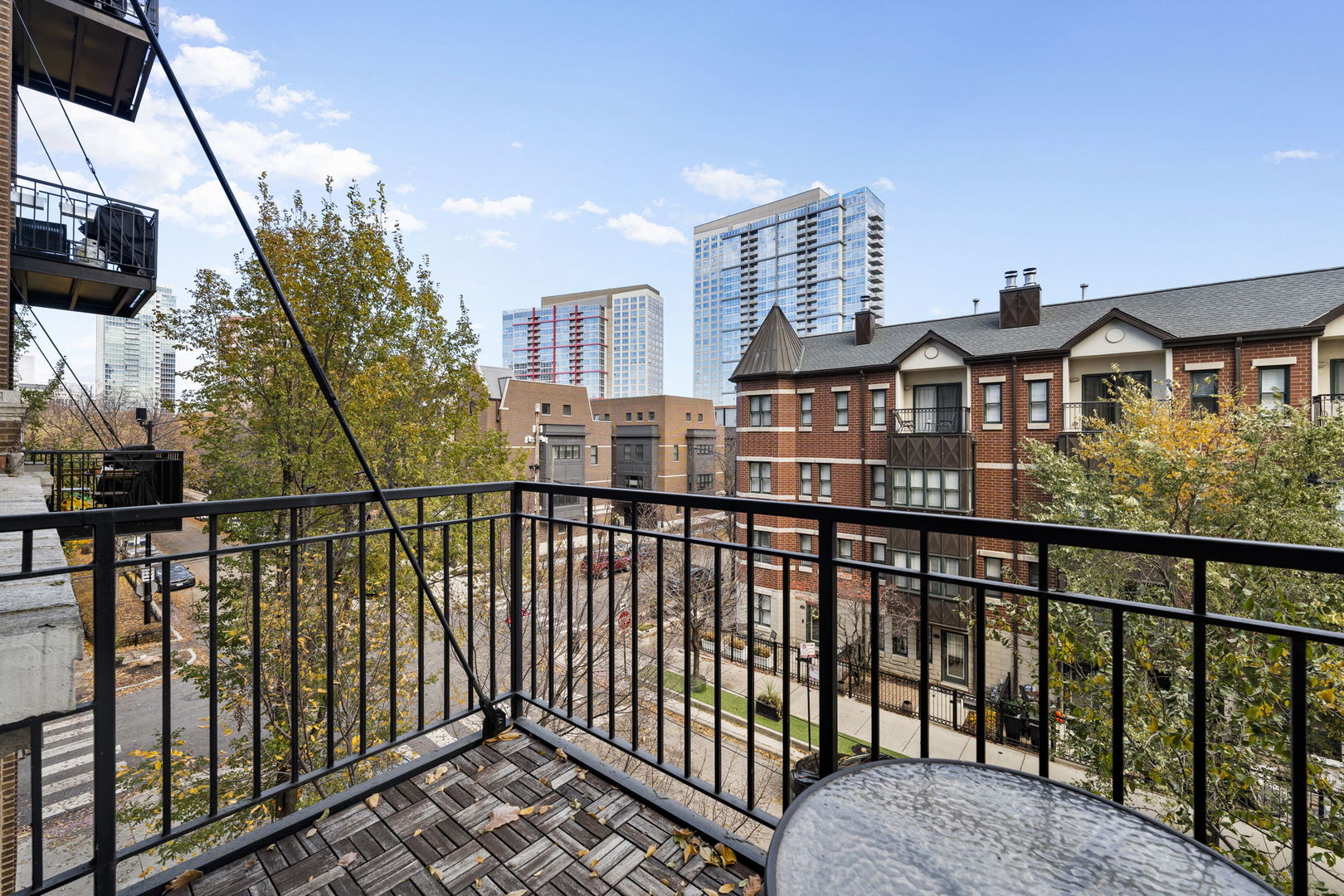 221 E Cullerton Street #310, Chicago, IL 60616