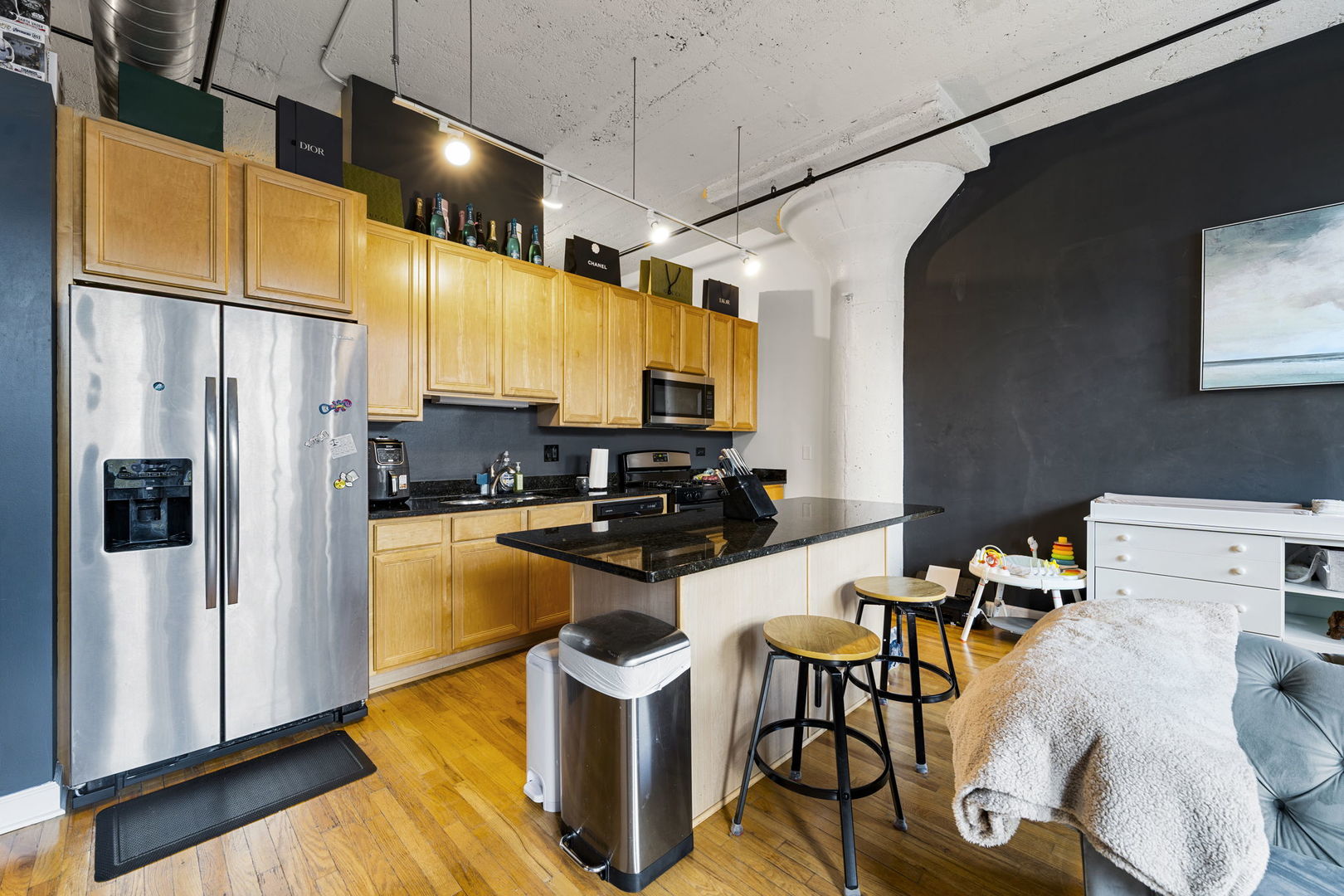 221 E Cullerton Street #310, Chicago, IL 60616