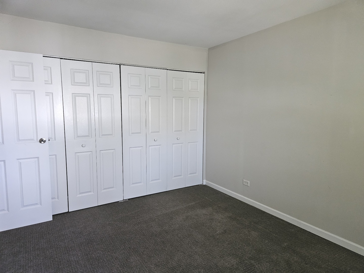 228 MONROE Road, Bolingbrook, IL 60440