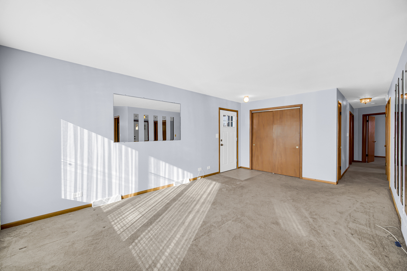 7660 W Talcott Avenue, Chicago, IL 60631