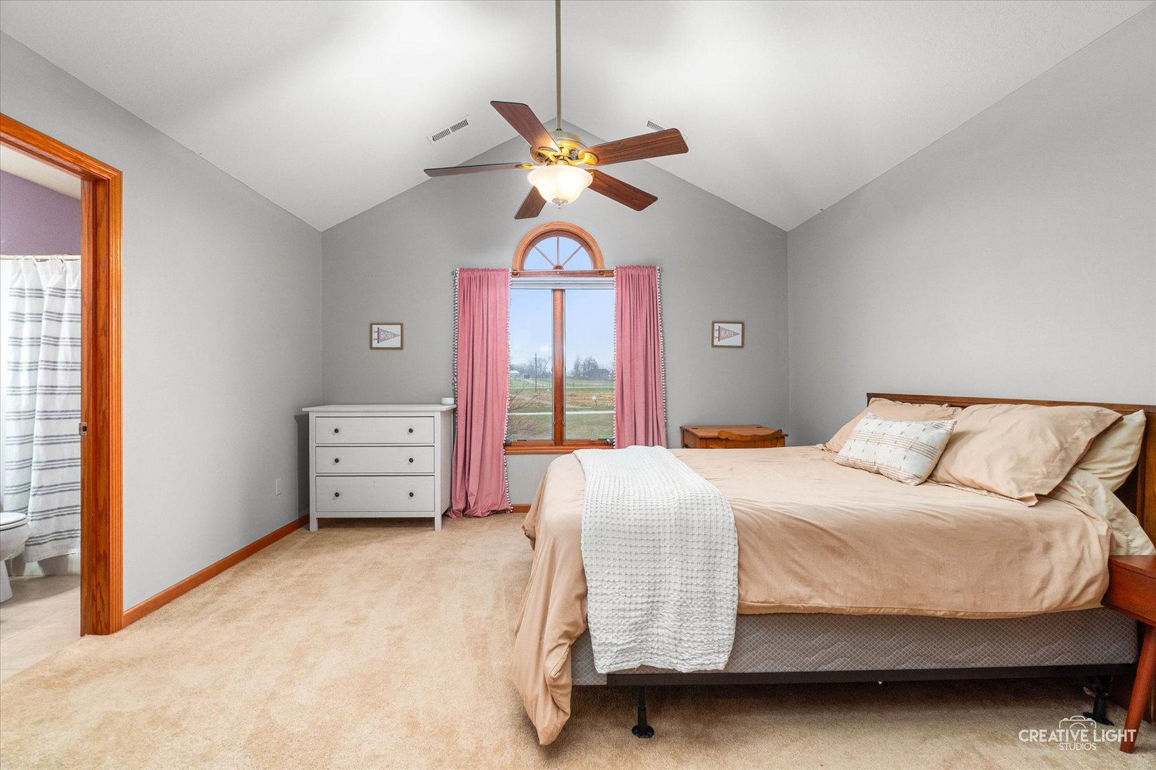 10167 E Deer Creek Lane, Rochelle, IL 61068