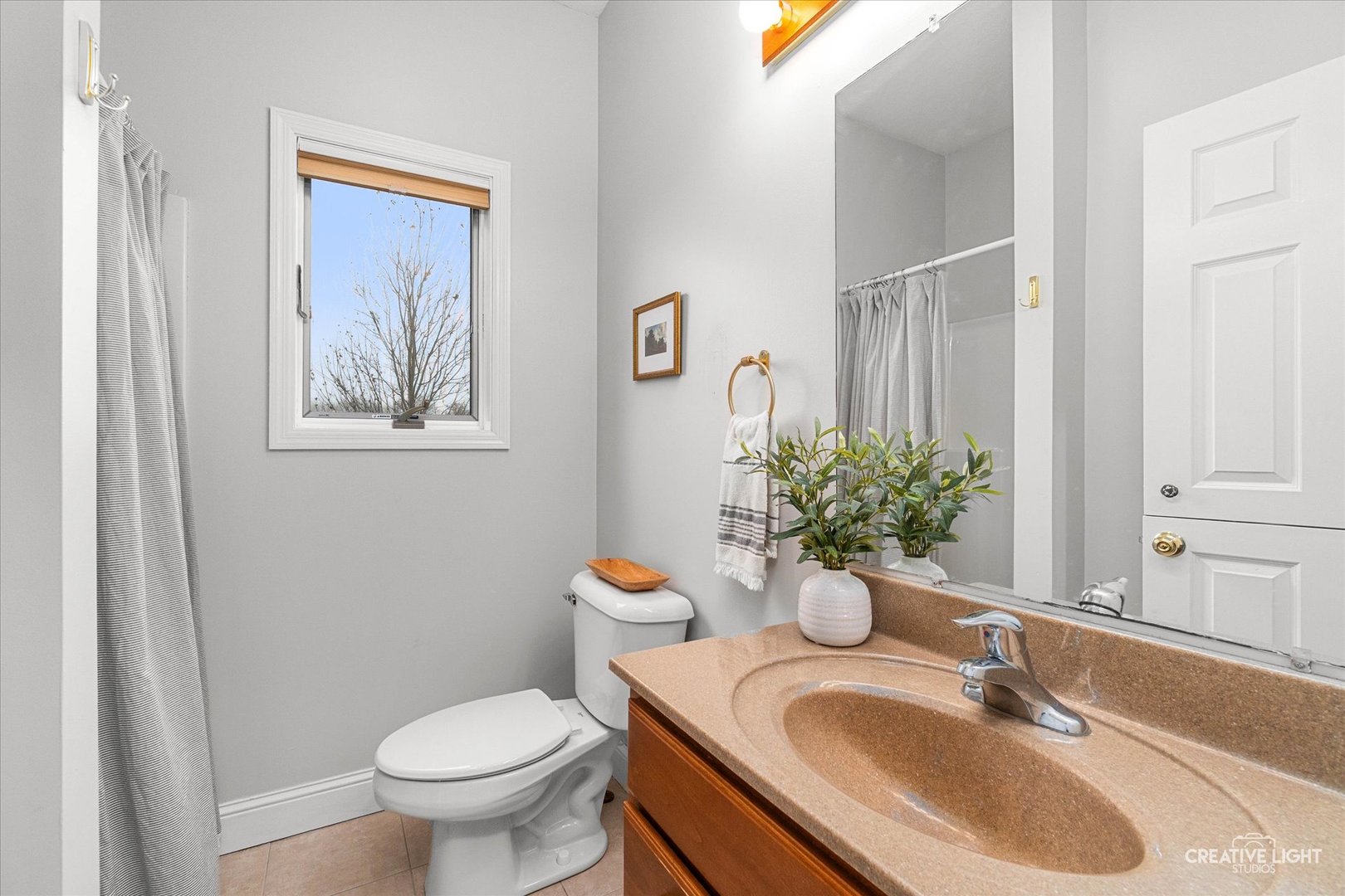 10167 E Deer Creek Lane, Rochelle, IL 61068