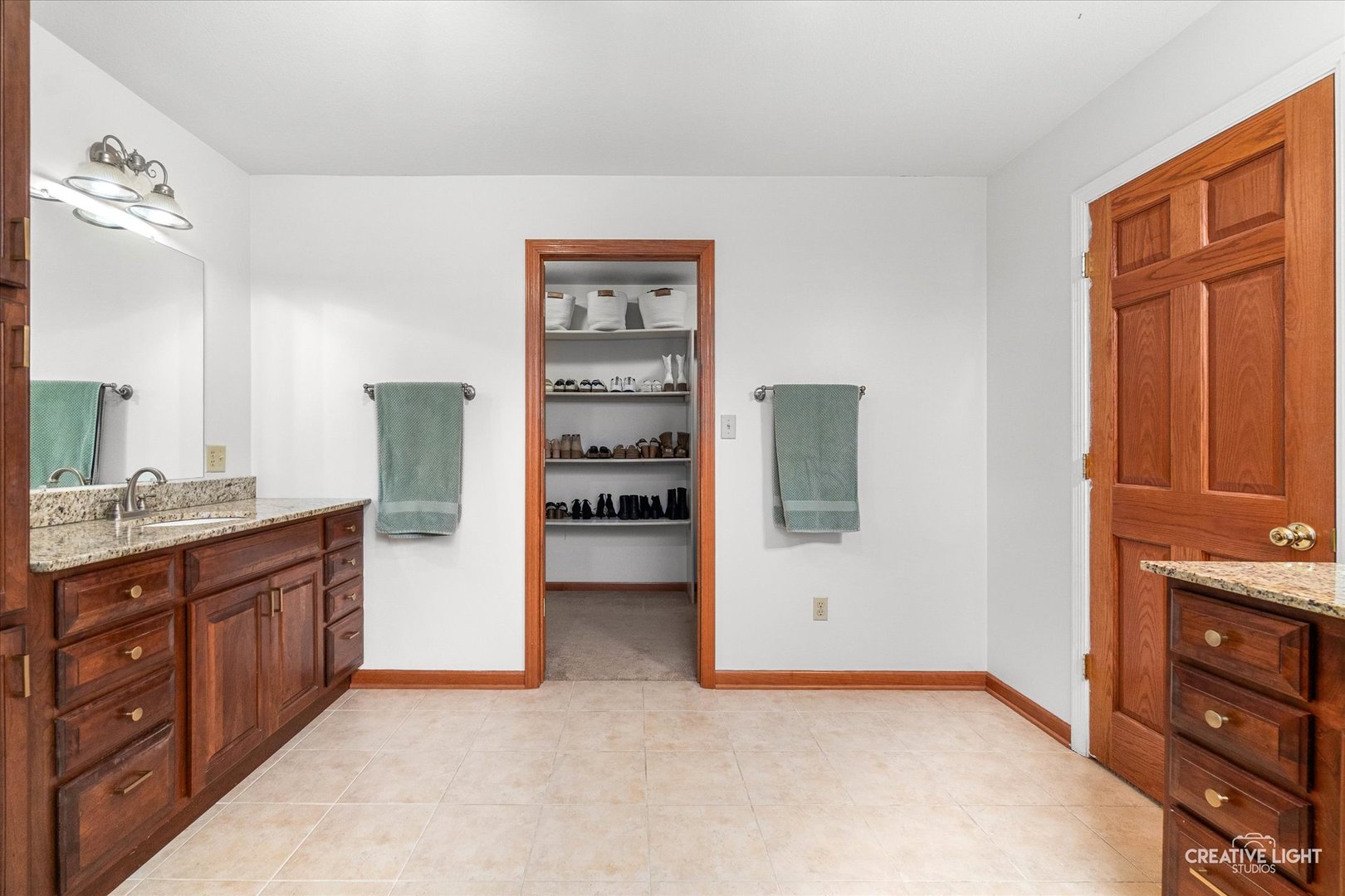 10167 E Deer Creek Lane, Rochelle, IL 61068