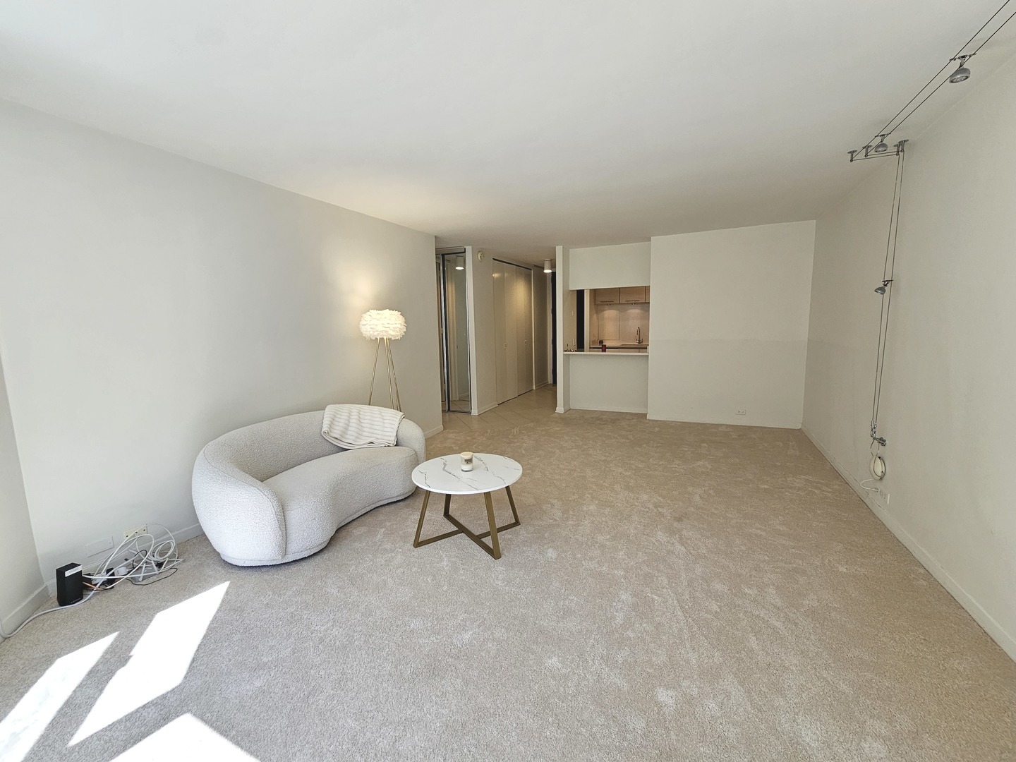 535 N Michigan Avenue #1705, Chicago, IL 60611