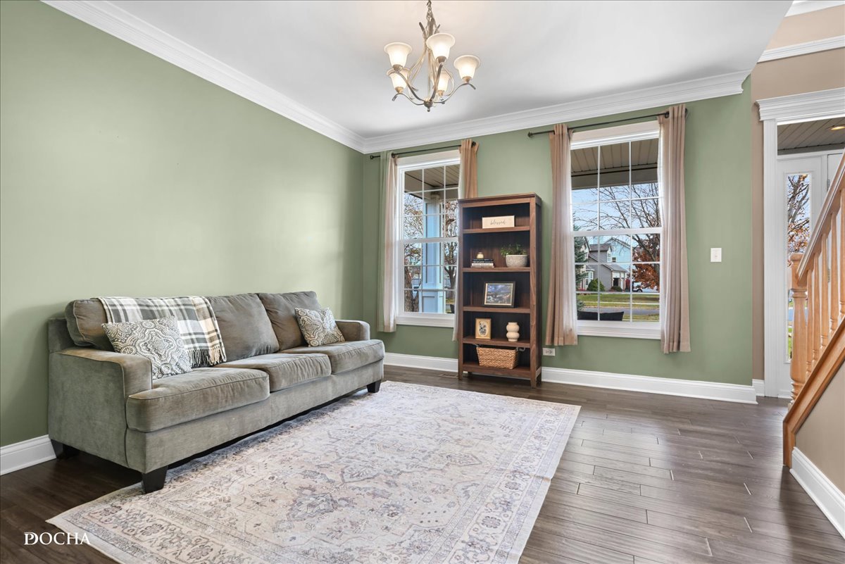 2121 Iroquois Lane, Yorkville, IL 60560