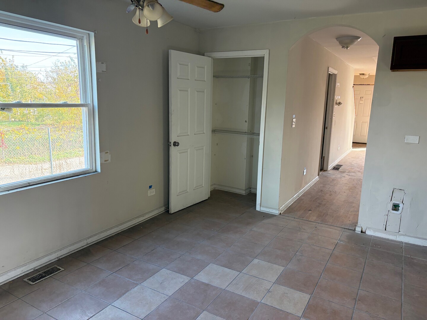 850 W 86th Place, Chicago, IL 60620