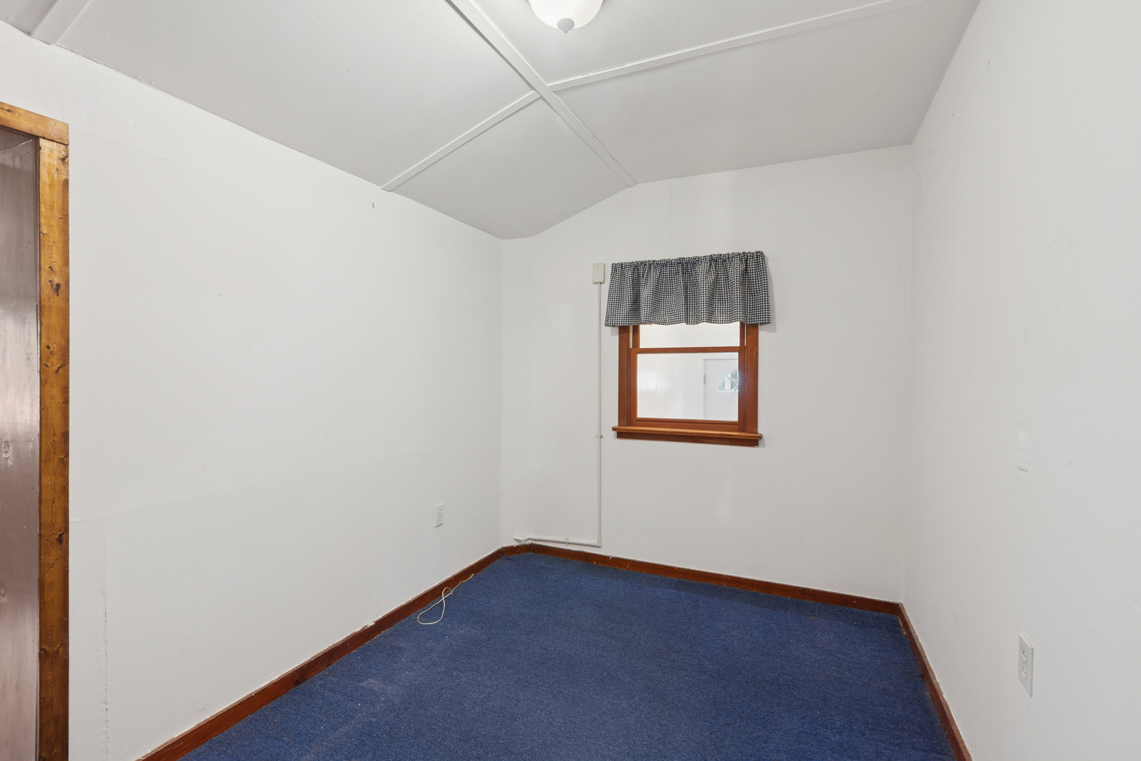 0S348 East Street, Winfield, IL 60190