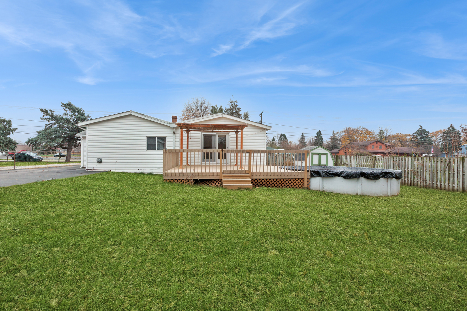 0S348 East Street, Winfield, IL 60190